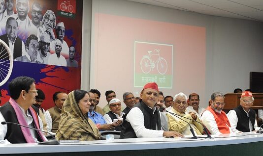 पीडीए की ताकत से बदलेगा यूपी का सियासी समीकरण? पीडीए की ताकत से बदलेगा यूपी का सियासी समीकरण?