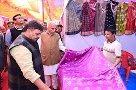लखनऊ में हैंडलूम, सिल्क एवं खादी एक्सपो का शुभारंभ