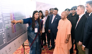 28 मार्च को यूपी में विकास की नई उड़ान,जेवर एयरपोर्ट तैयार 28 मार्च को यूपी में विकास की नई उड़ान,जेवर एयरपोर्ट तैयार