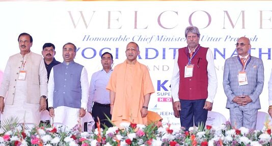 यमुना एक्सप्रेस-वे बन रहा बहुक्षेत्रीय औद्योगिक कॉरिडोर यमुना एक्सप्रेस-वे बन रहा बहुक्षेत्रीय औद्योगिक कॉरिडोर