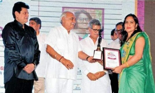 लेखिका डॉ. प्रियंका सौरभ की संघर्षगाथा लेखिका डॉ. प्रियंका सौरभ की संघर्षगाथा