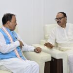 अमौसी एयरपोर्ट पर हड़कंप,केशव मौर्य-ब्रजेश पाठक फंसे