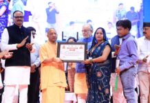 UP:90 हजार लाभार्थियों को 900 करोड़ की सौगात UP:90 हजार लाभार्थियों को 900 करोड़ की सौगात