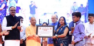 UP:90 हजार लाभार्थियों को 900 करोड़ की सौगात UP:90 हजार लाभार्थियों को 900 करोड़ की सौगात