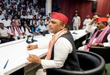 भाजपा युवाओं के भविष्य के साथ कर रही खिलवाड़:अखिलेश यादव भाजपा युवाओं के भविष्य के साथ कर रही खिलवाड़:अखिलेश यादव