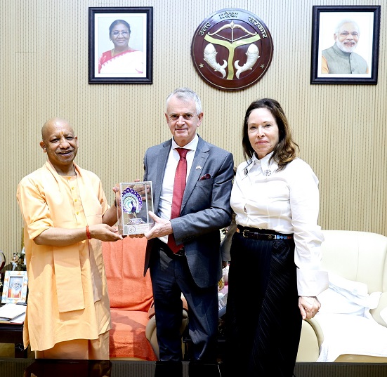 यूपी बनेगा ग्लोबल इन्वेस्टमेंट हब! कनाडा ने दिखाई गहरी रुचि