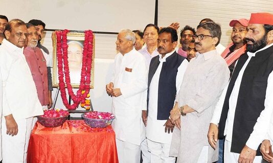 सामाजिक न्याय के महानायक थे कांशीराम: अखिलेश यादव सामाजिक न्याय के महानायक थे कांशीराम: अखिलेश यादव