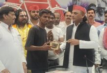 महिला आरक्षण पर भ्रांतियां फैला रही भाजपा महिला आरक्षण पर भ्रांतियां फैला रही भाजपा