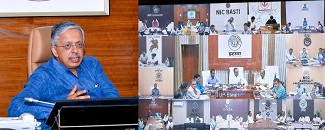 मण्डलायुक्तों व जिलाधिकारियों के साथ मुख्य सचिव की समीक्षा