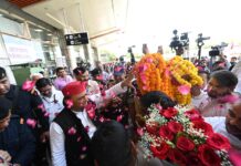 जयपुर पहुंचे अखिलेश यादव