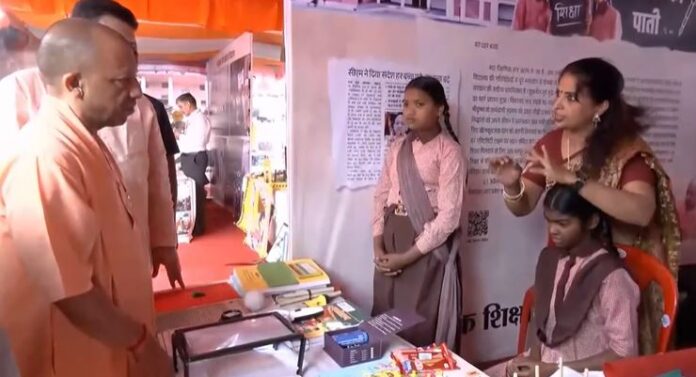 स्कूल चलो अभियान के शुभारंभ