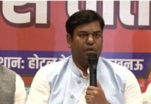 संजय निषाद को मुकेश सहनी ने दी चुनौती संजय निषाद को मुकेश सहनी ने दी चुनौती