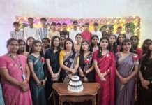 स्कूल की आखिरी शाम बनी यादों का खजाना:पुनीता सिंह स्कूल की आखिरी शाम बनी यादों का खजाना:पुनीता सिंह