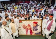 भाजपा शासन में बिगड़ी कानून-व्यवस्था-अखिलेश यादव भाजपा शासन में बिगड़ी कानून-व्यवस्था-अखिलेश यादव