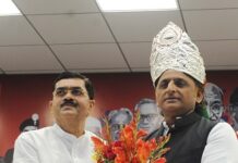 राजनीतिक समीकरण बदलने के संकेत राजनीतिक समीकरण बदलने के संकेत