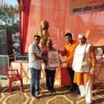 आशियाना सेक्टर के वन और सिंधु यूथ सोसाइटी ने लगाया भंडारा