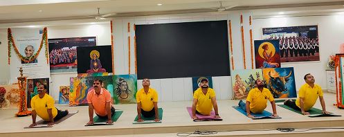 योग,सम्मान और संस्कारों का महाकुंभ बना भारतीय आदर्श योग संस्थान