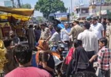 सरसवां में अतिक्रमण पर बड़ी कार्रवाई सरसवां में अतिक्रमण पर बड़ी कार्रवाई