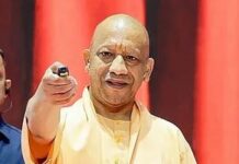 एसएन मेडिकल कॉलेज नवजात को दे रहा नया जीवन एसएन मेडिकल कॉलेज नवजात को दे रहा नया जीवन