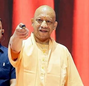 एसएन मेडिकल कॉलेज नवजात को दे रहा नया जीवन