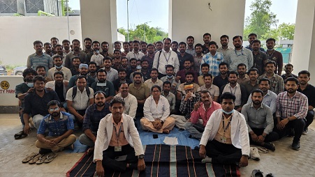 आरक्षण के विरोध में नर्सिंग स्टाफ एसोसिएशन का धरना