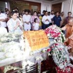 प्रतीक यादव का निधन परिवार पर टूटा दुखों का पहाड़ प्रतीक यादव का निधन परिवार पर टूटा दुखों का पहाड़