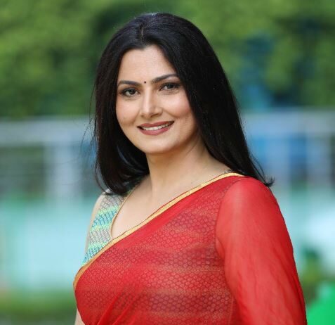 झालमुरी-मेलोडी टॉफी का गुणगान,पेपर लीक पर कहां गया चित्रा का ज्ञान झालमुरी-मेलोडी टॉफी का गुणगान,पेपर लीक पर कहां गया चित्रा का ज्ञान