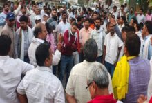 Photo of लगातार उत्पीड़न से बिजली कर्मियों में गहरा असंतोष