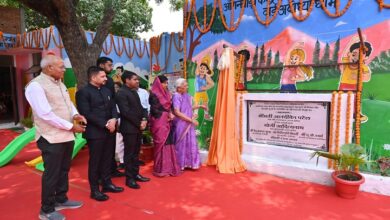 Photo of अयोध्या:राज्यपाल ने स्मार्ट क्लास रूम का किया उद्घाटन