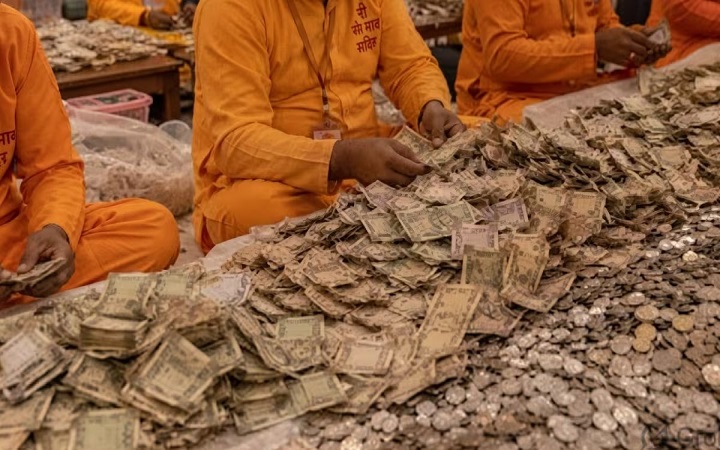 राम मंदिर चढ़ावा चोरी पर बड़ा खुलासा!