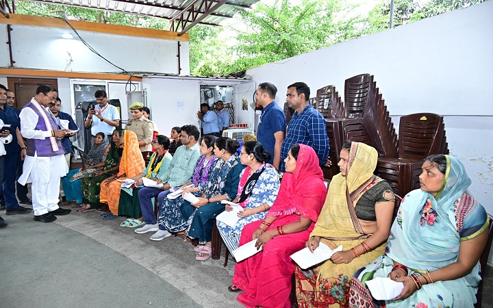 जनता दर्शन में उमड़ा जनविश्वास:उप मुख्यमंत्री