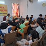 बच्चों को कभी माता–पिता से झूठ नहीं बोलना चाहिए डा.मीनू सक्सेना बच्चों को कभी माता–पिता से झूठ नहीं बोलना चाहिए डा.मीनू सक्सेना