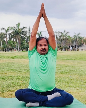 आश्चर्य और भ्रम: मानव अनुभव के दो पहलू