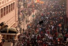 Photo of बाबा विश्वनाथ के दरबार में उमड़ा आस्था का सैलाब