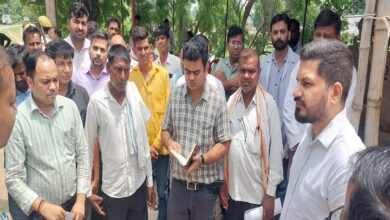 Photo of जिलाधिकारी ने बाढ़ प्रभावित क्षेत्रों का निरीक्षण