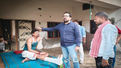 Photo of दुख की हर दहलीज पर पहुंच रहे रुश्दी मियां