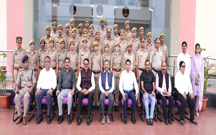 पुलिस अधिकारियों ने सीखी फॉरेंसिक विज्ञान की बारीकियां