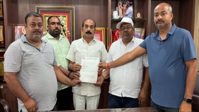 Photo of फर्टिलाइजर कंपनियों के फैसलों ने बढ़ाई व्यापारियों की मुश्किलें