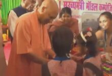 Photo of स्कूली बच्चियों ने मुख्यमंत्री को बांधी राखी