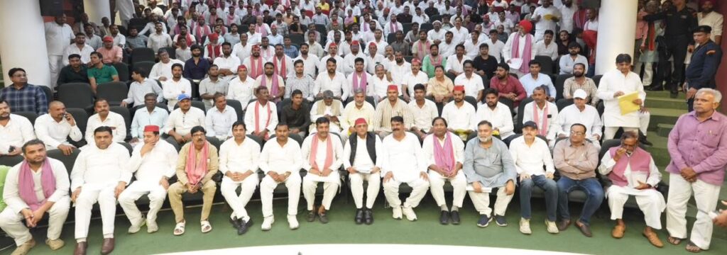 सपा ने पूर्व मुख्यमंत्री बी.पी.मंडल की जयंती मनायी