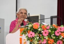 Photo of अयोध्या में शिक्षा और स्वास्थ्य का संगम, राज्यपाल ने विद्यार्थियों को किया प्रेरित