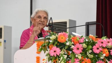 Photo of अयोध्या में शिक्षा और स्वास्थ्य का संगम, राज्यपाल ने विद्यार्थियों को किया प्रेरित