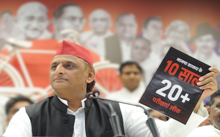भाजपा सरकार उत्तर प्रदेश के लिए संकट है:अखिलेश यादव