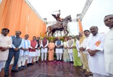 Photo of वीरांगना अवंतीबाई लोधी की प्रतिमा का लोकार्पण, राजनाथ सिंह और योगी ने किया नमन