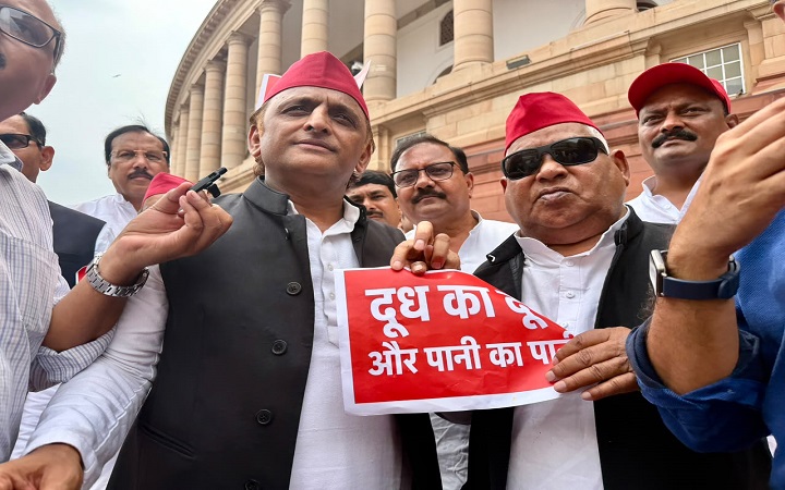 सपा डिलिमिटेशन बिल और एफसीआरए बिल का विरोध करेगी:अखिलेश यादव