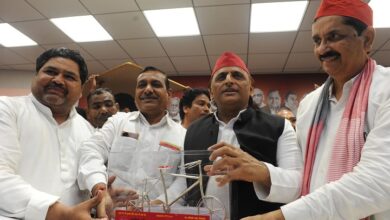 Photo of सपा में शामिल हुए पूर्वमंत्री विधायक