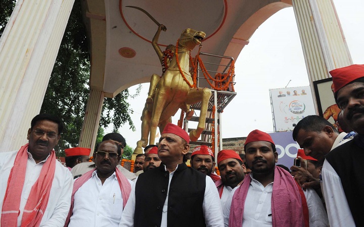 हम कल भी अधिकार के लिए लड़े आज भी:अखिलेश यादव