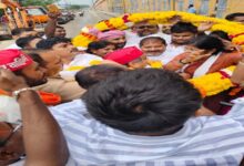 Photo of सरोज यादव नें सपा सांसद धर्मेंद्र यादव का किया भव्य स्वागत
