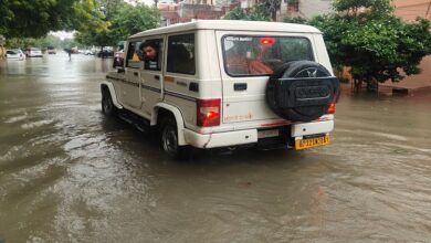 Photo of मूसलाधार बारिश से टापू में तब्दील हुए आशियाना के कई इलाके