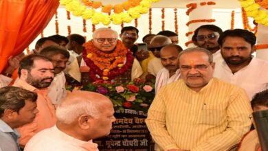 Photo of रामदेव आचार्य को श्रद्धांजलि देने उमड़ा सैलाब, पुण्यतिथि पर मूर्ति का अनावरण